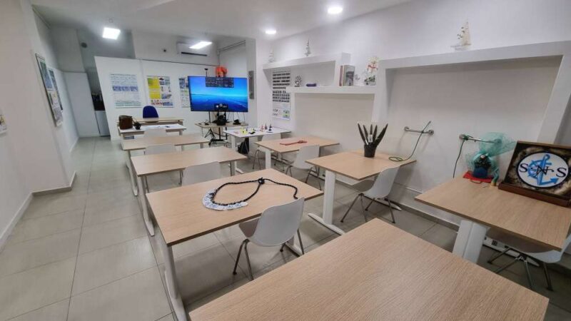 Scuola Nautica Salerno aula corsi
